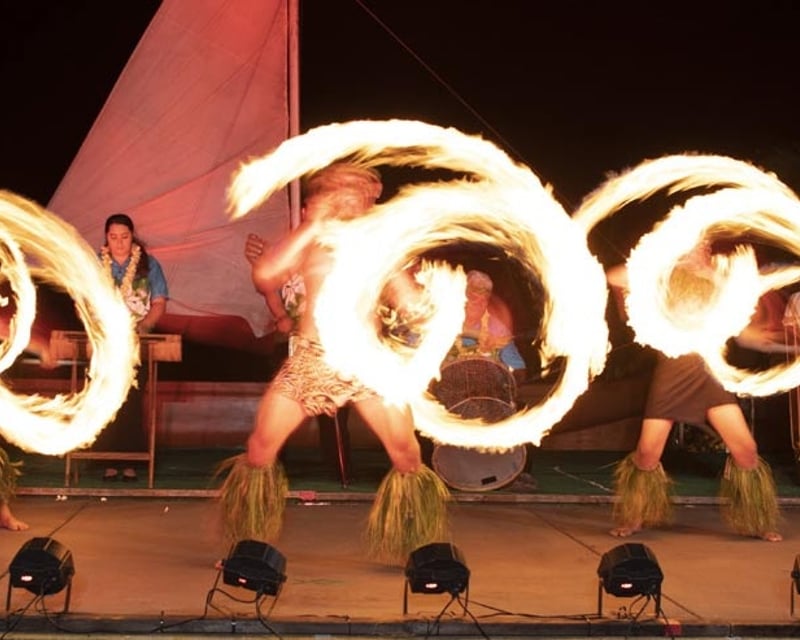 Luau Dinner & Show with Sea Life Park Hawaii Pass