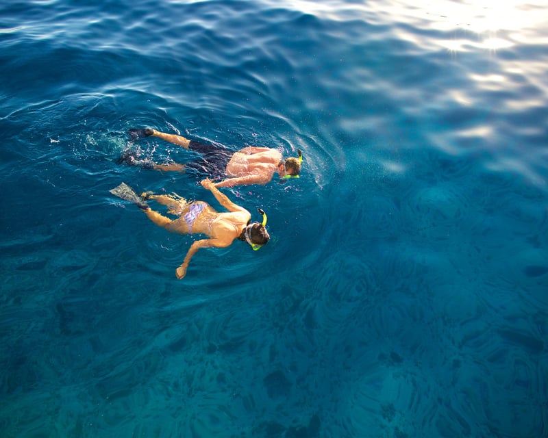 Deluxe Molokini & Makena Coast Snorkel Cruise