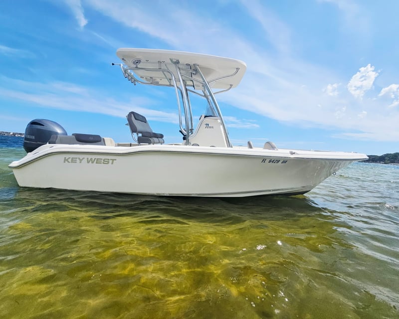 22' Boat Rental in Shalimar