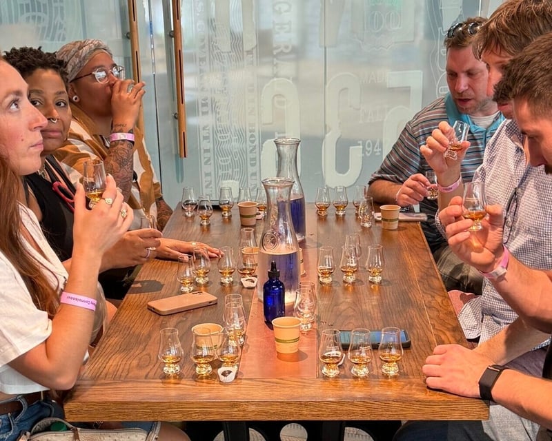 Full-Day Bourbon Distillery Tour in Louisville