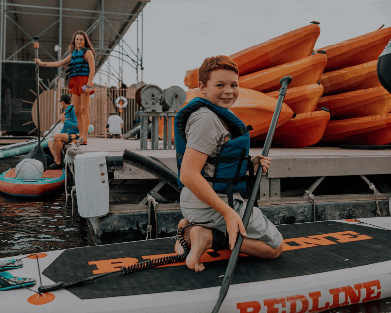 Explore Canyon Lake on a 4-Hour Kayak Rental