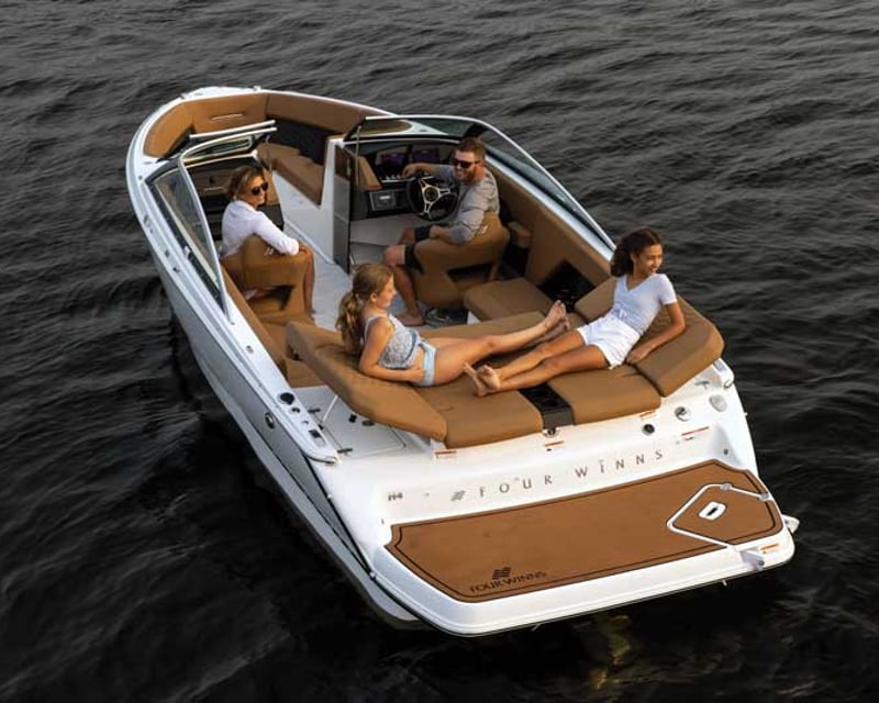 24' Cruising Boat Rental in South Lake Tahoe