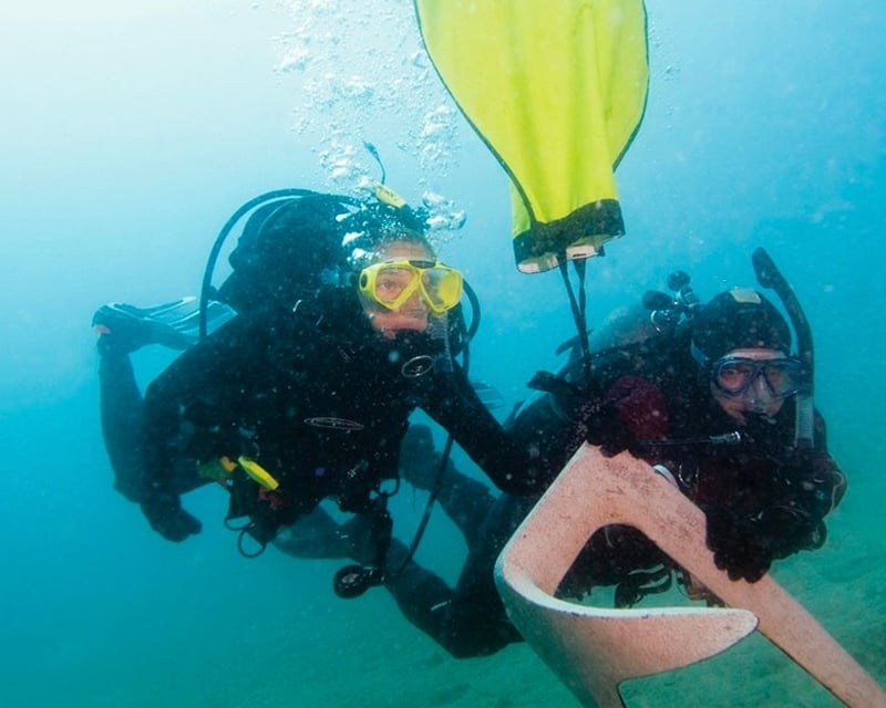 PADI Boat Diver Specialty Course in Monterey