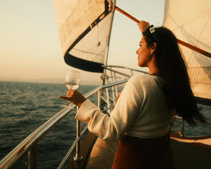 Private Sailboat Cruise & Wine Tasting in San Diego
