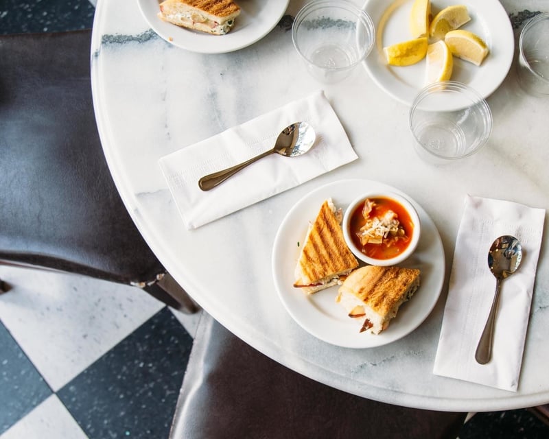 Downtown Sacramento Farm-to-Fork Food Tour & History Walk