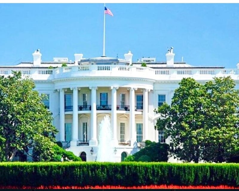 Private Washington DC Monuments & Memorials SUV Tour