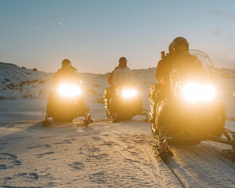 Full-Day Snowmobile Rental in Sawtooth Valley, Idaho