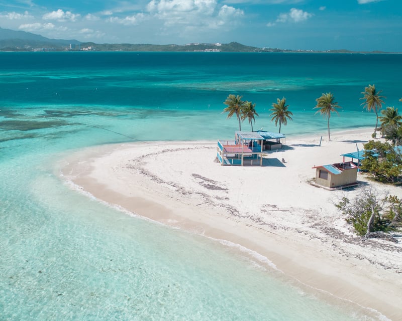 Private Full-Day Boat Charter to Cayo Icacos from Fajardo