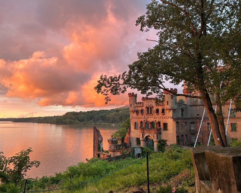 Guided Bannerman Island Cruise & Walking Tour
