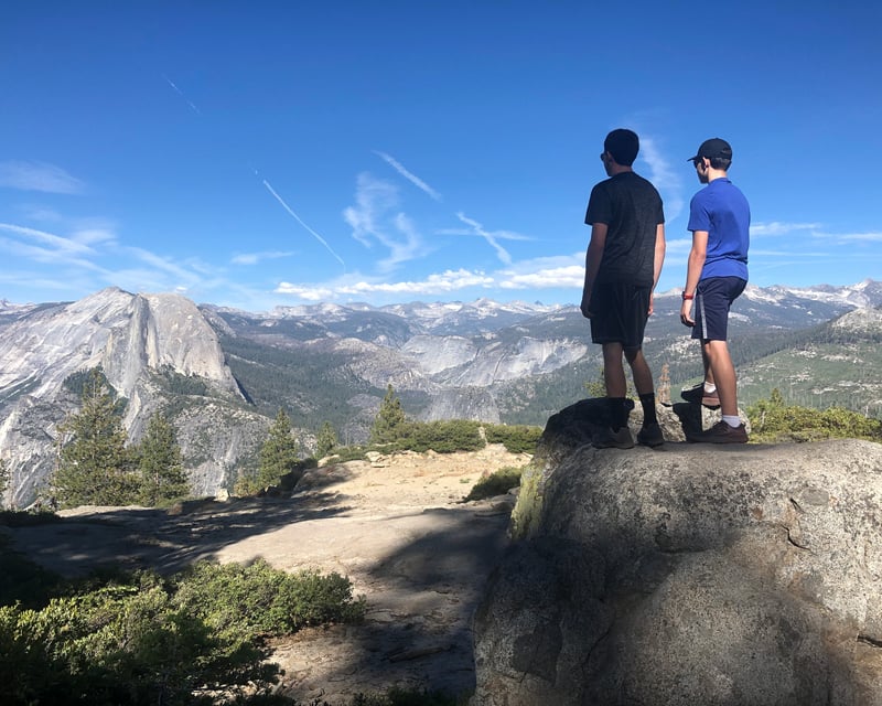 Hike Glacier Point Vista Loop in Yosemite National Park