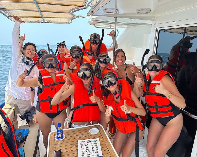 4.5-Hour Los Arcos Snorkeling Cruise