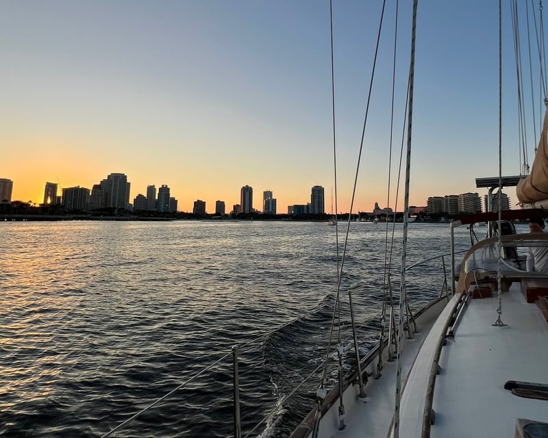 3-Hour Daytime Sailing Cruise in St. Petersburg