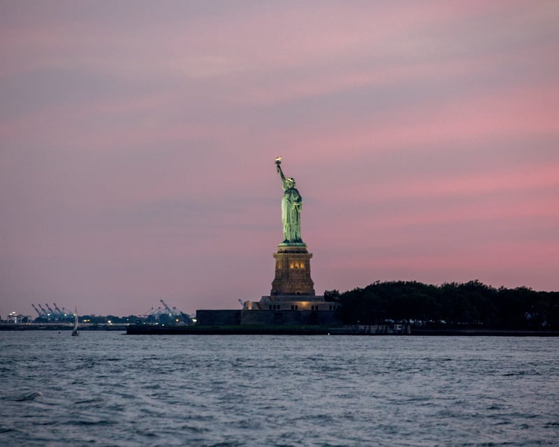 NYC Skyline Dinner & Dancing Cruise from Queens