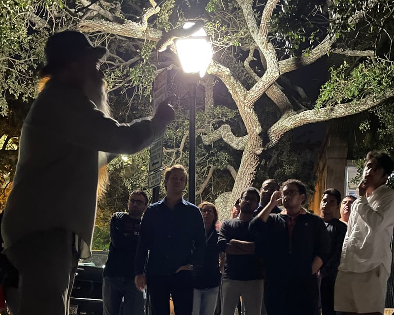 Explore Charleston Family-Friendly Ghost Walking Tour