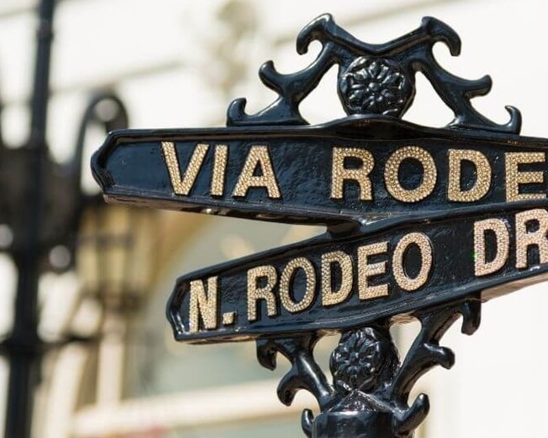 Food, Film & Fashion Walking Tour in Beverly Hills