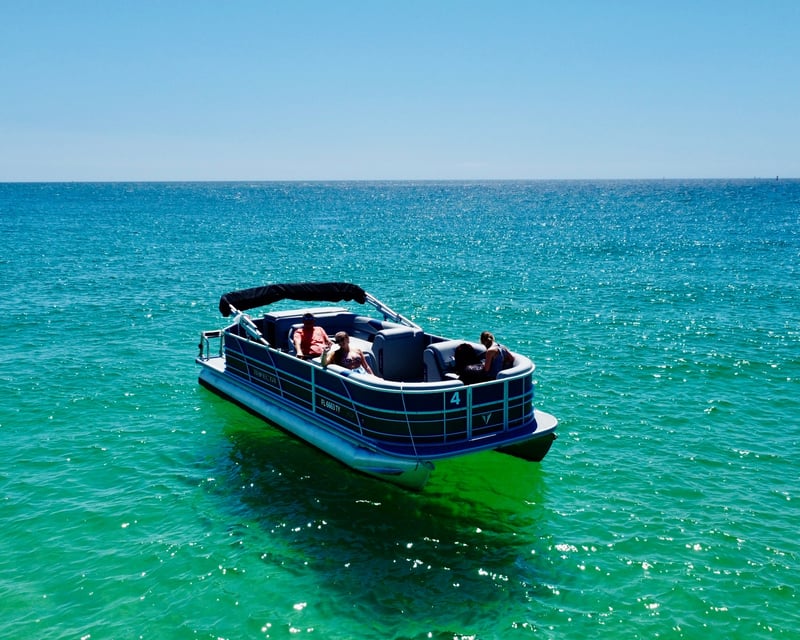 4-Hour Private Pontoon Cruise to Shell Island