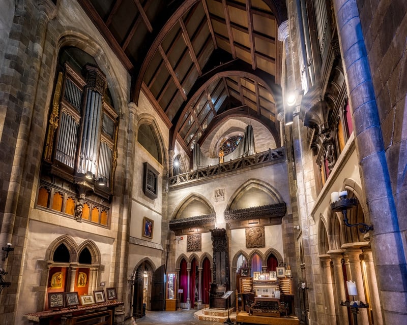 Hammond Castle & Salem Witch Trials Guided Tour