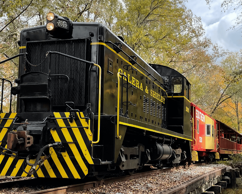 Fall Foliage Train Ride in Calera