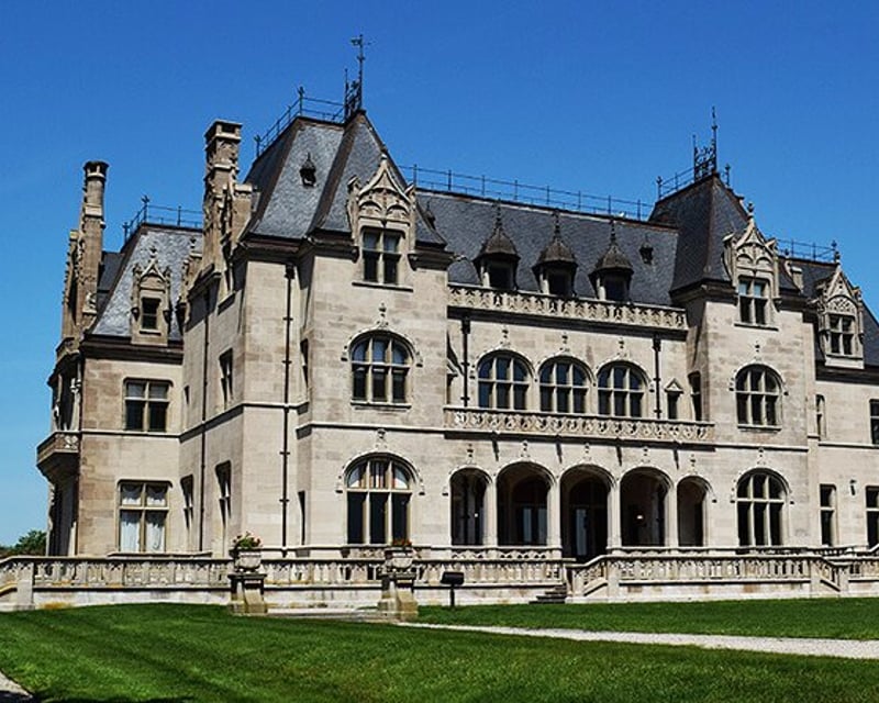 Newport Trolley Tour With The Breakers Admission