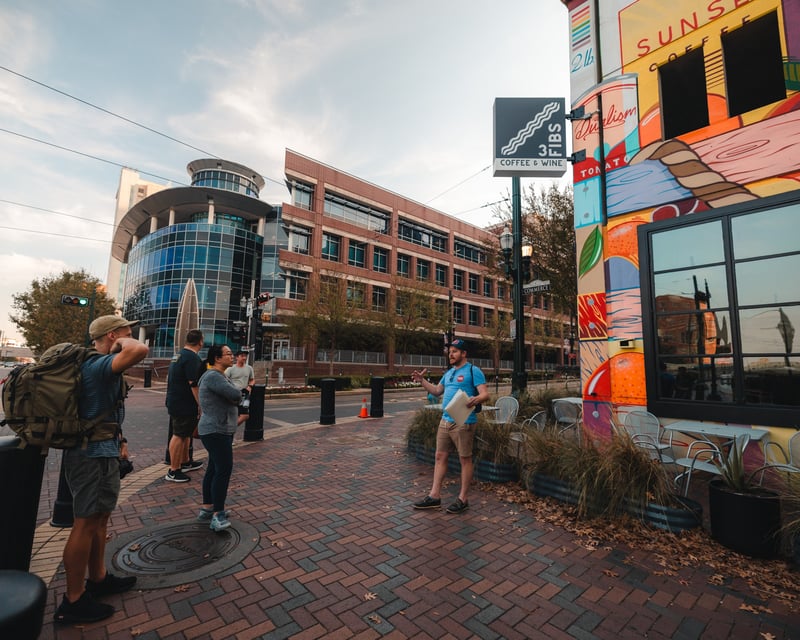 Explore Downtown Houston Street Art & Small Bars