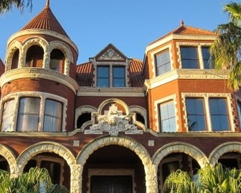 Galveston Mansions & Murder Walking Tour
