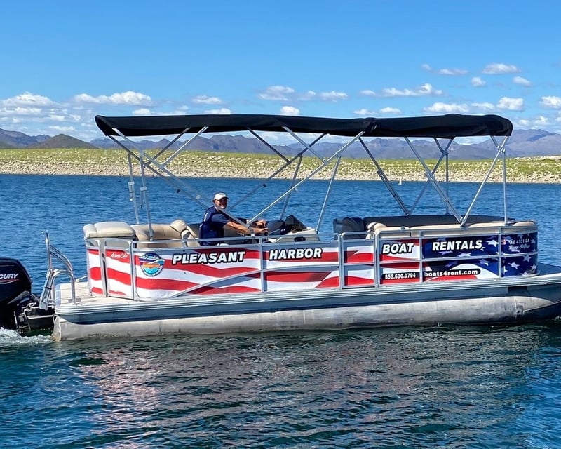 24' Pontoon Boat Rental at Pleasant Harbor, Peoria