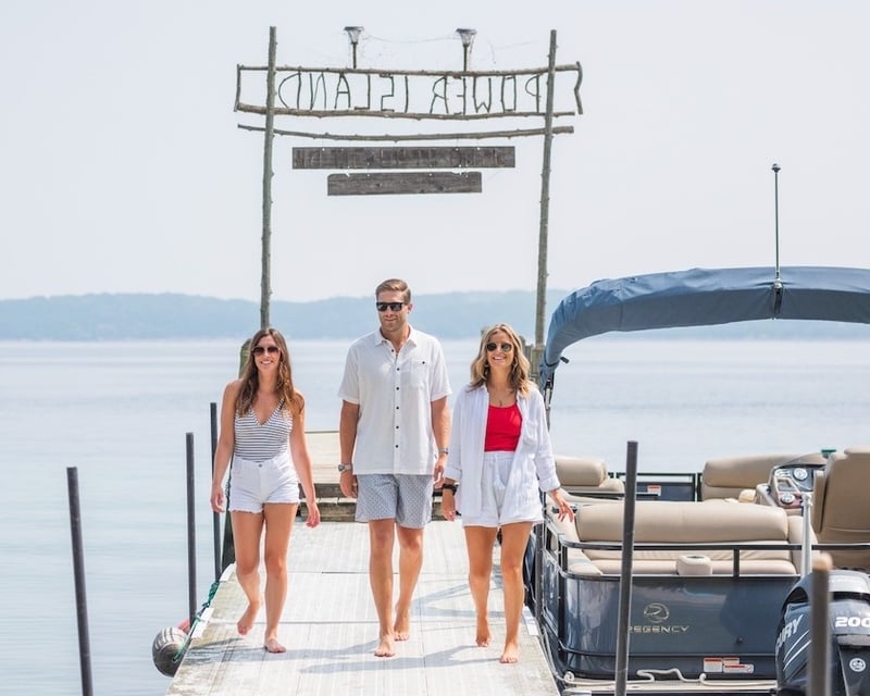 3-Hour Pontoon Cruise to Power Island