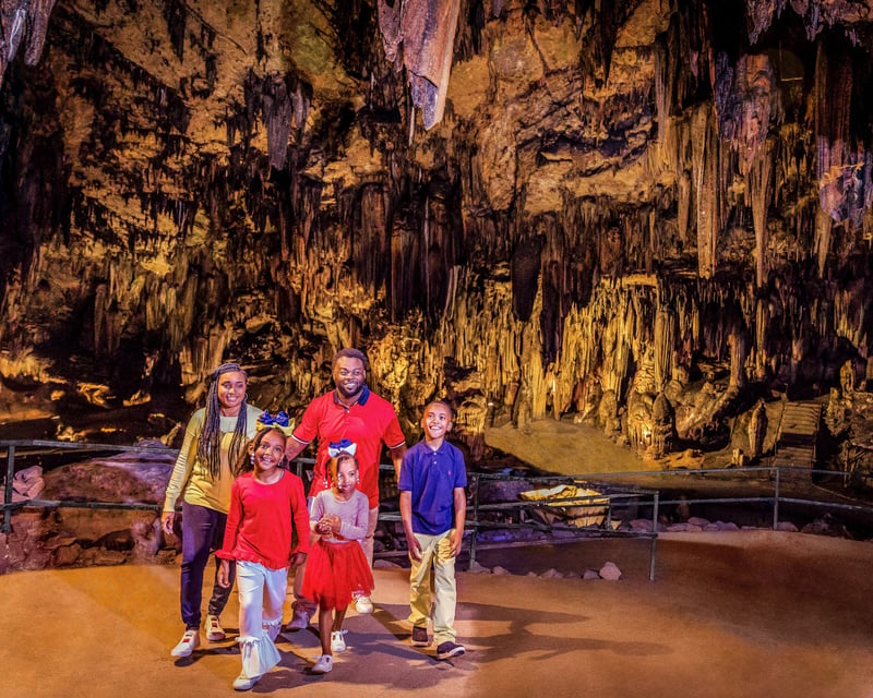 Guided Caverns Tour in Childersburg With Laser Show