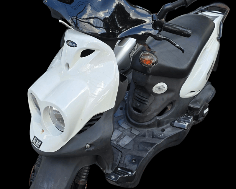 2-Seater Scooter Rental in Key West for Experienced Riders