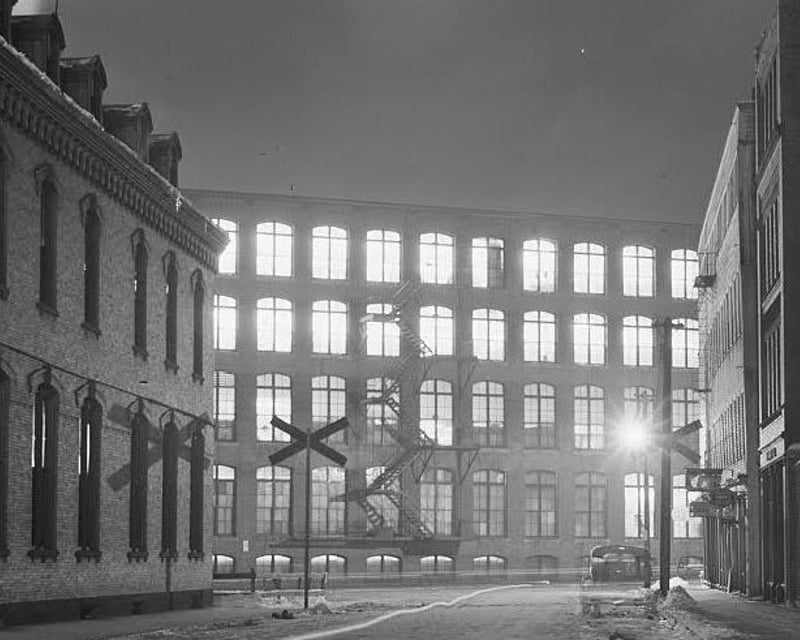 Lowell Haunted History & Spiritualism Walking Tour