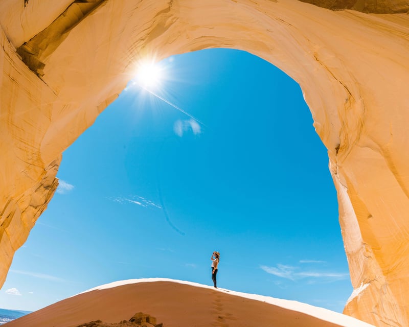Great Chamber & Inchworm Arch UTV Tour in Kanab