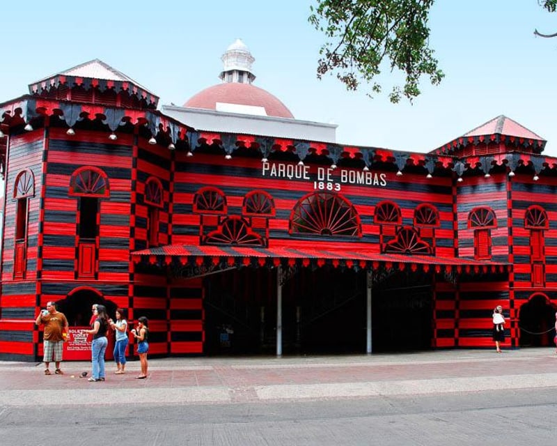 Private Ponce Historical Tour With Parque de Bombas