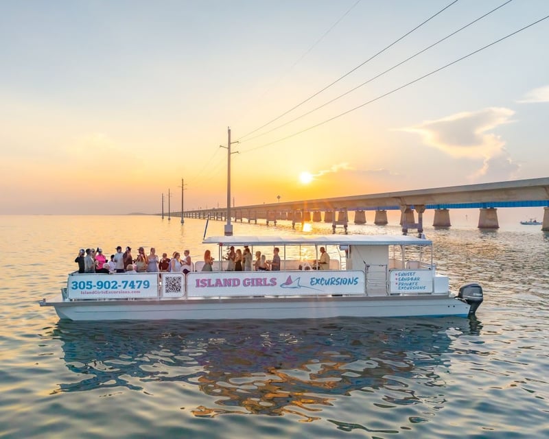 Sunset Catamaran Cruise in Marathon