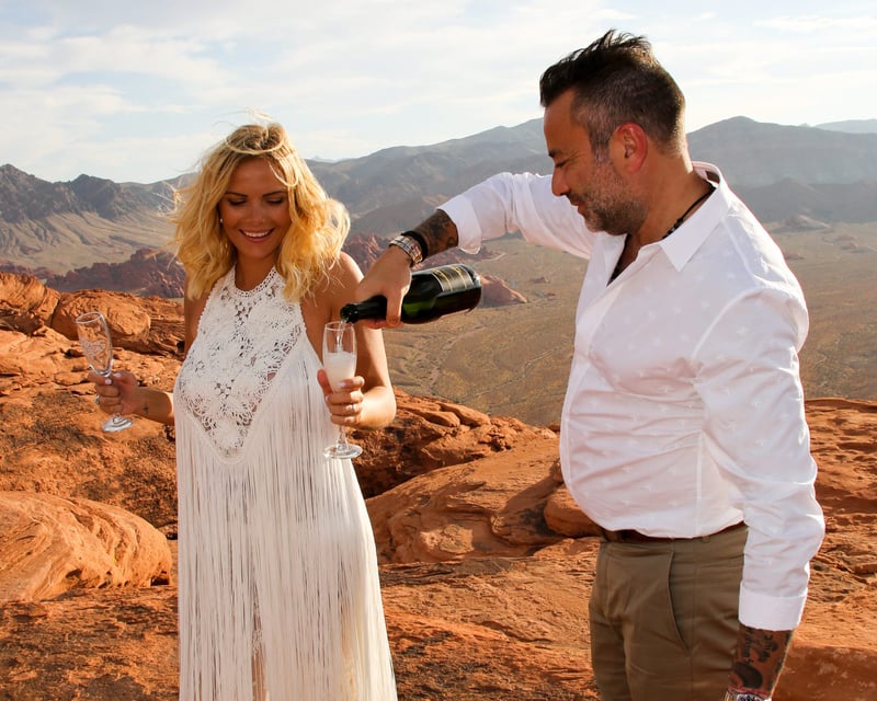 Valley of Fire Helicopter Wedding from Las Vegas