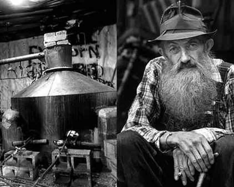 7-Stop Moonshine & Wine Tour in Sevierville