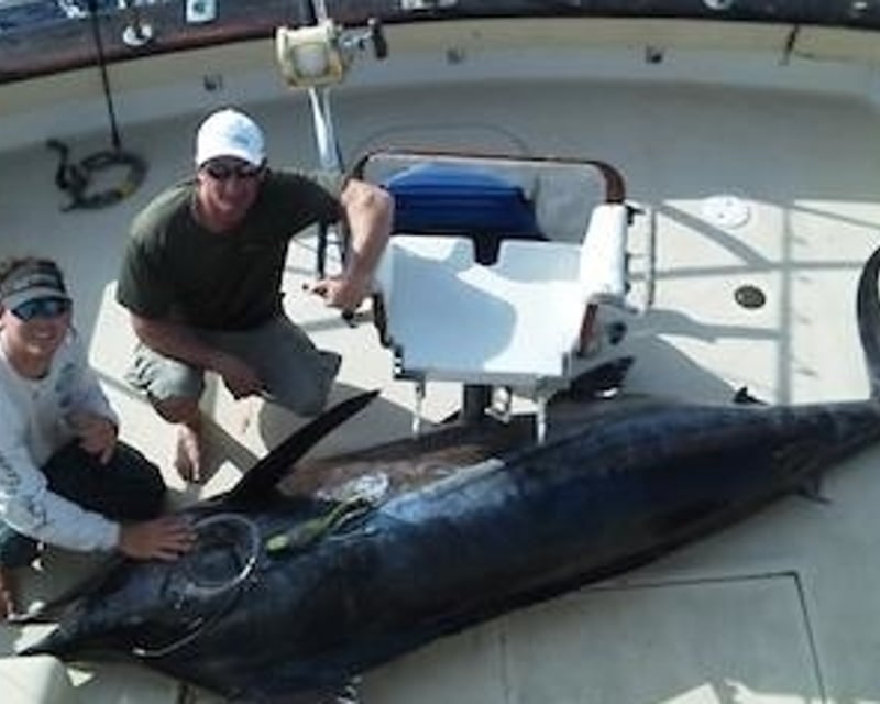 Half-Day Shared Deep Sea Fishing Charter in Honolulu