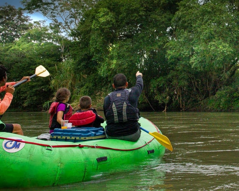 Peñas Blancas River Wildlife Safari Float Near La Fortuna
