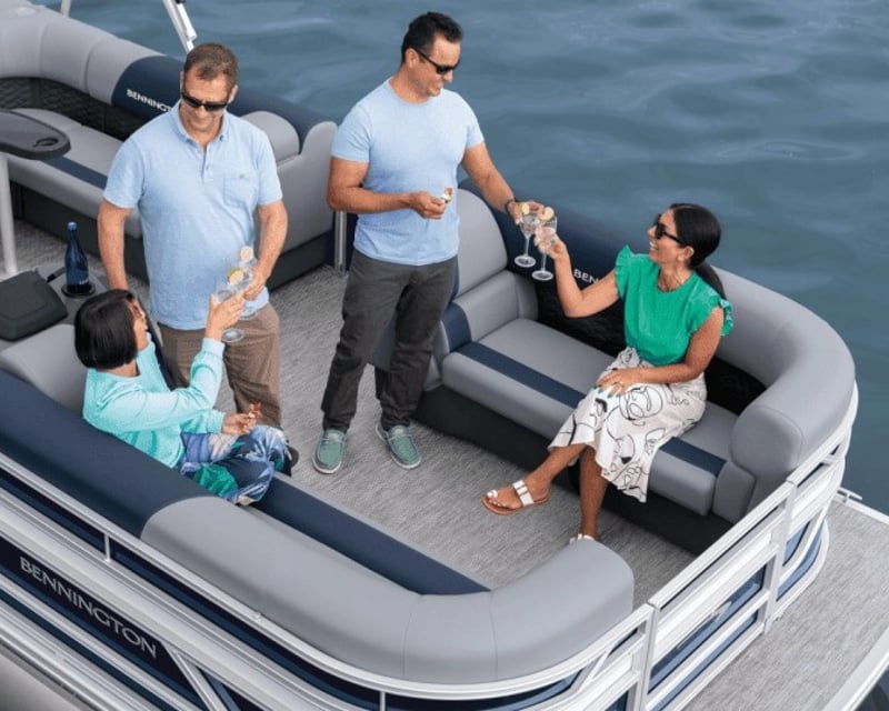 22' Pontoon Boat Rental on Lake Placid