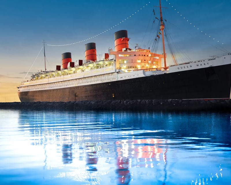 Queen Mary Self-Guided Ocean Liner Tour in Long Beach