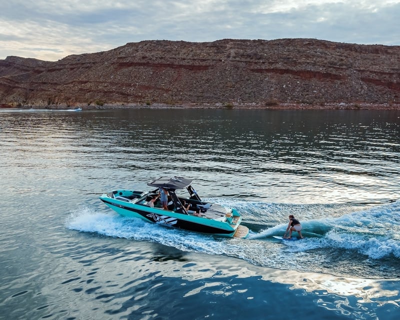 Surf, Deck & Pontoon Boat Rental at Quail Creek State Park