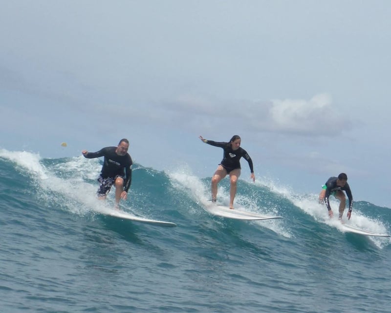 Group Surf Lesson in Waikiki for Ages 13+