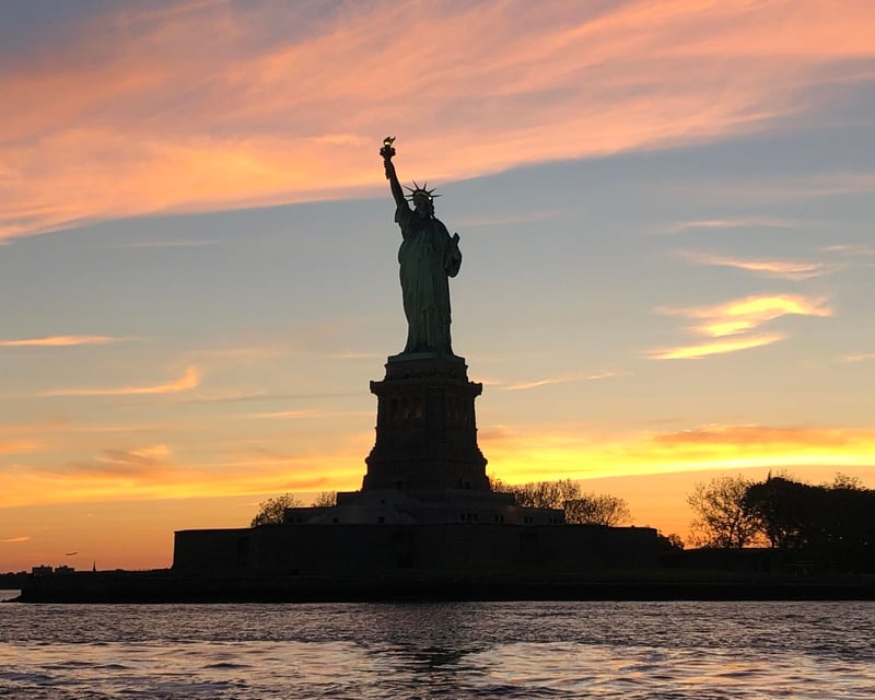 Private Statue of Liberty Sunset Cruise in New York City