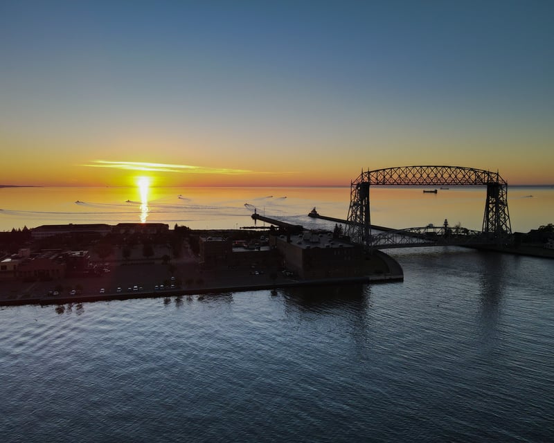 Duluth Sunrise & Fall Colors Cruise