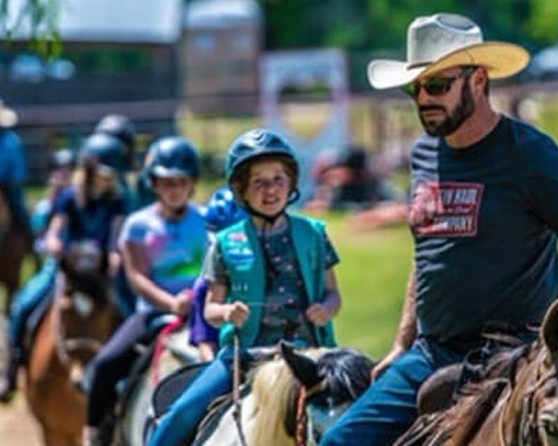 All-Levels Horseback Trail Ride in Lebanon, TN
