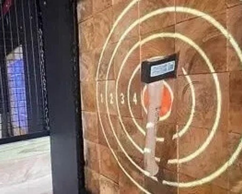 Private Axe Throwing in Yankton, South Dakota