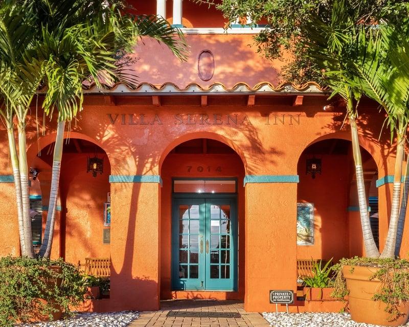Explore Sarasota Architecture on a 90-Minute Guided Tour
