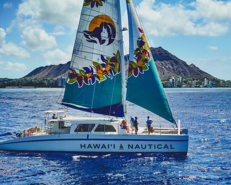 2-Hour Waikiki Turtle Canyon Snorkel Sail
