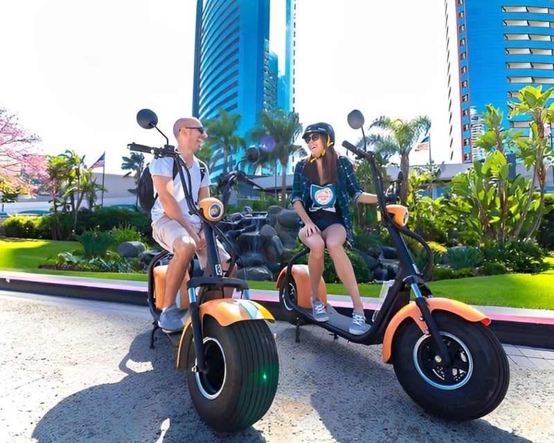 Private Scooter Tour of San Diego Harbor & Gaslamp Quarter