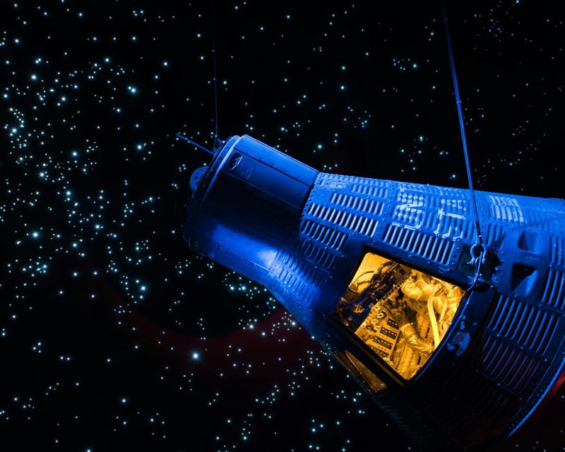 Space Center Houston Admission & NASA Spacecraft Exhibits
