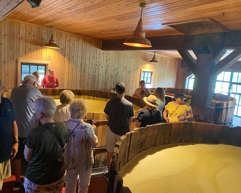 Private Full-Day Bardstown Bourbon Distillery Tour